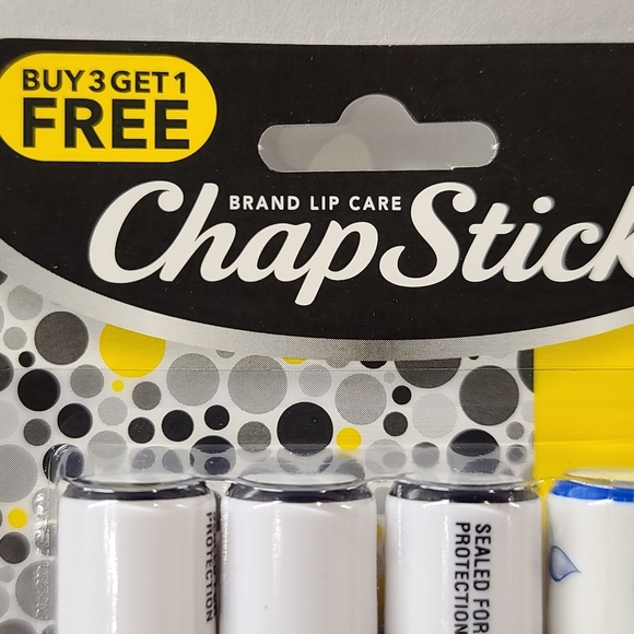 12 Count 4 Pack Chapstick (48 in total) - Picture 5 of 8